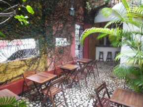 Café Hostel Kebab Salvador